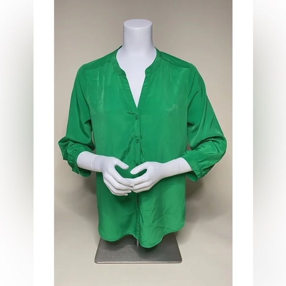 Women’s Lightweight Old Navy Bright Green Polyester Button Down Blouse Small - Picture 4 of 9